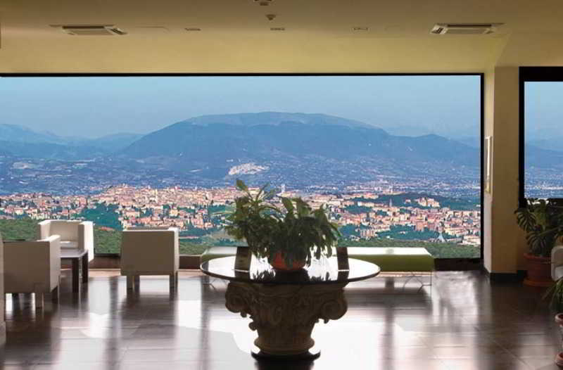 Hotel Bluebay Colle Della Trinita Perugia Corciano Exterior foto