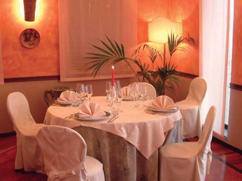 Hotel Bluebay Colle Della Trinita Perugia Corciano Exterior foto